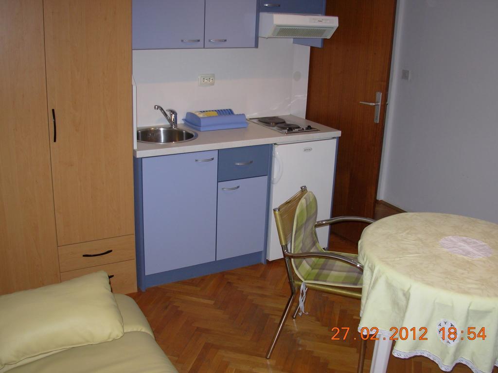 Apartment Karmen Трогир Номер фото