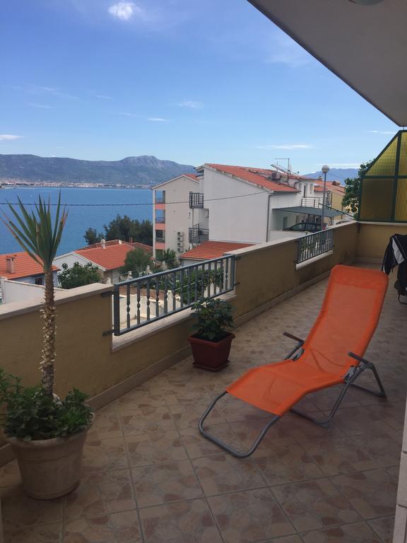Apartment Karmen Трогир Экстерьер фото